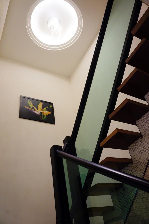 Gurney Luxe Inn George Town Ngoại thất bức ảnh